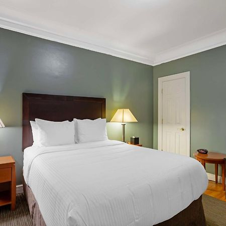 Best Western Plus Hospitality House Suites Nueva York Exterior foto