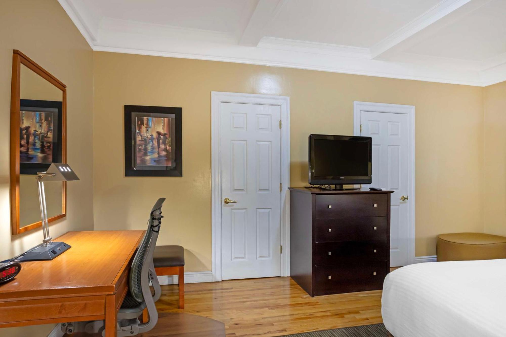 Best Western Plus Hospitality House Suites Nueva York Exterior foto