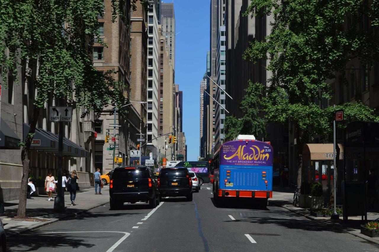 Best Western Plus Hospitality House Suites Nueva York Exterior foto